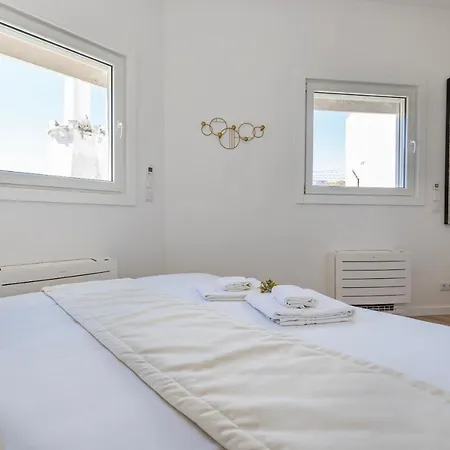 아파트 Cozy Flat In By Lovelystay *